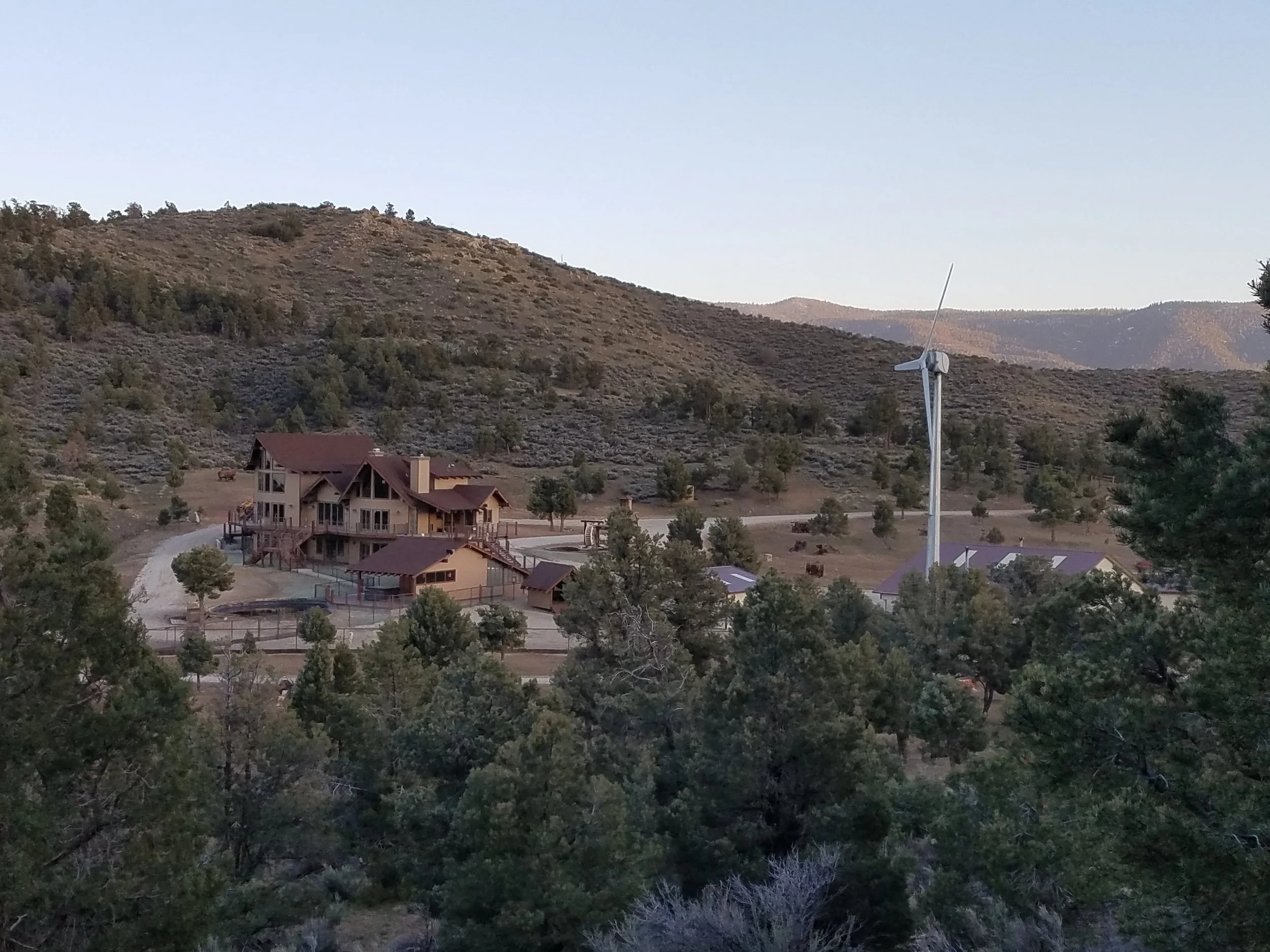 Crazy mansion on the way into Big Bear. Not hiker friendly... but maybe if they got to know us....