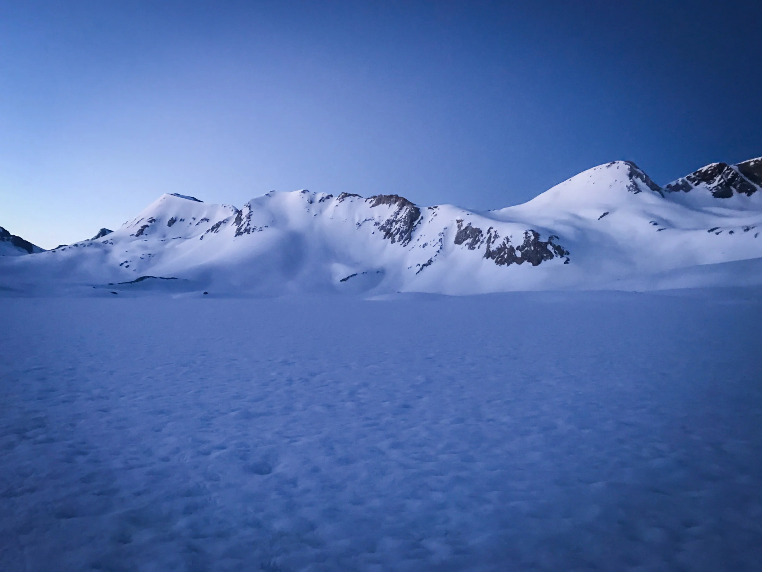 May 2017 - Insane amounts of snow in Wanda Lake and around Muir Pass.