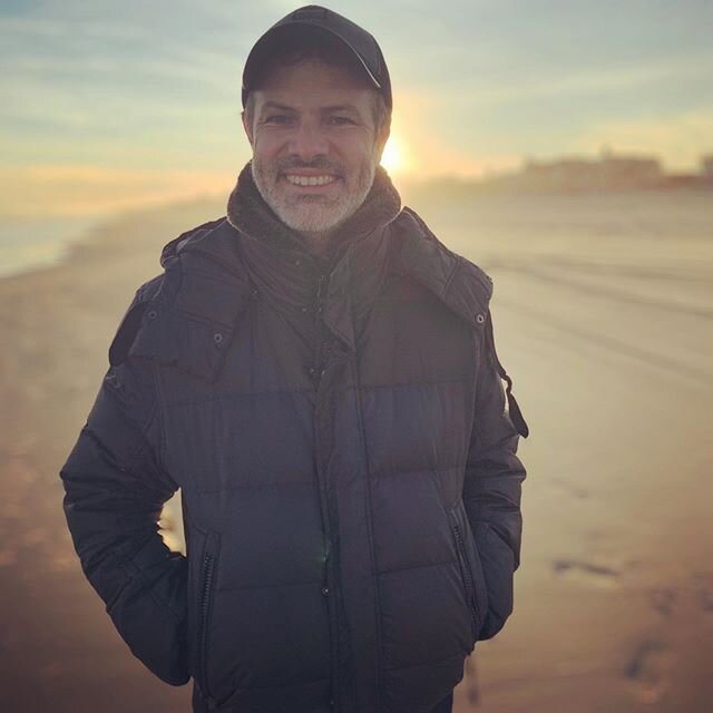 An empty beach in December is a good place to reflect on the year behind me, and contemplate the vast horizon of a new year and a new decade... and to think up some solid metaphors to use on Instagram😜 This year brought some wonderful adventures and