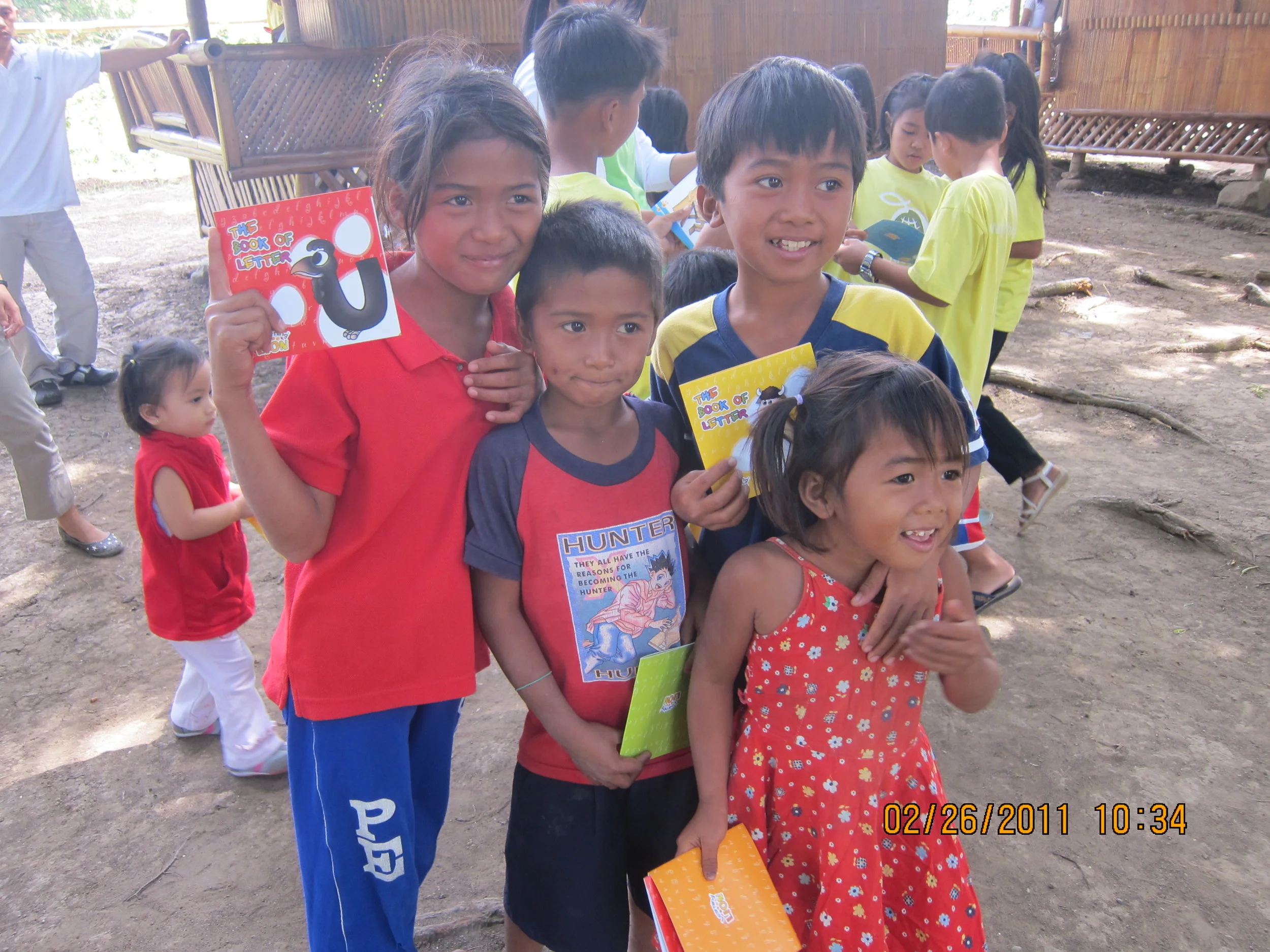 GE-children-with-Learning-Lion-books.jpg