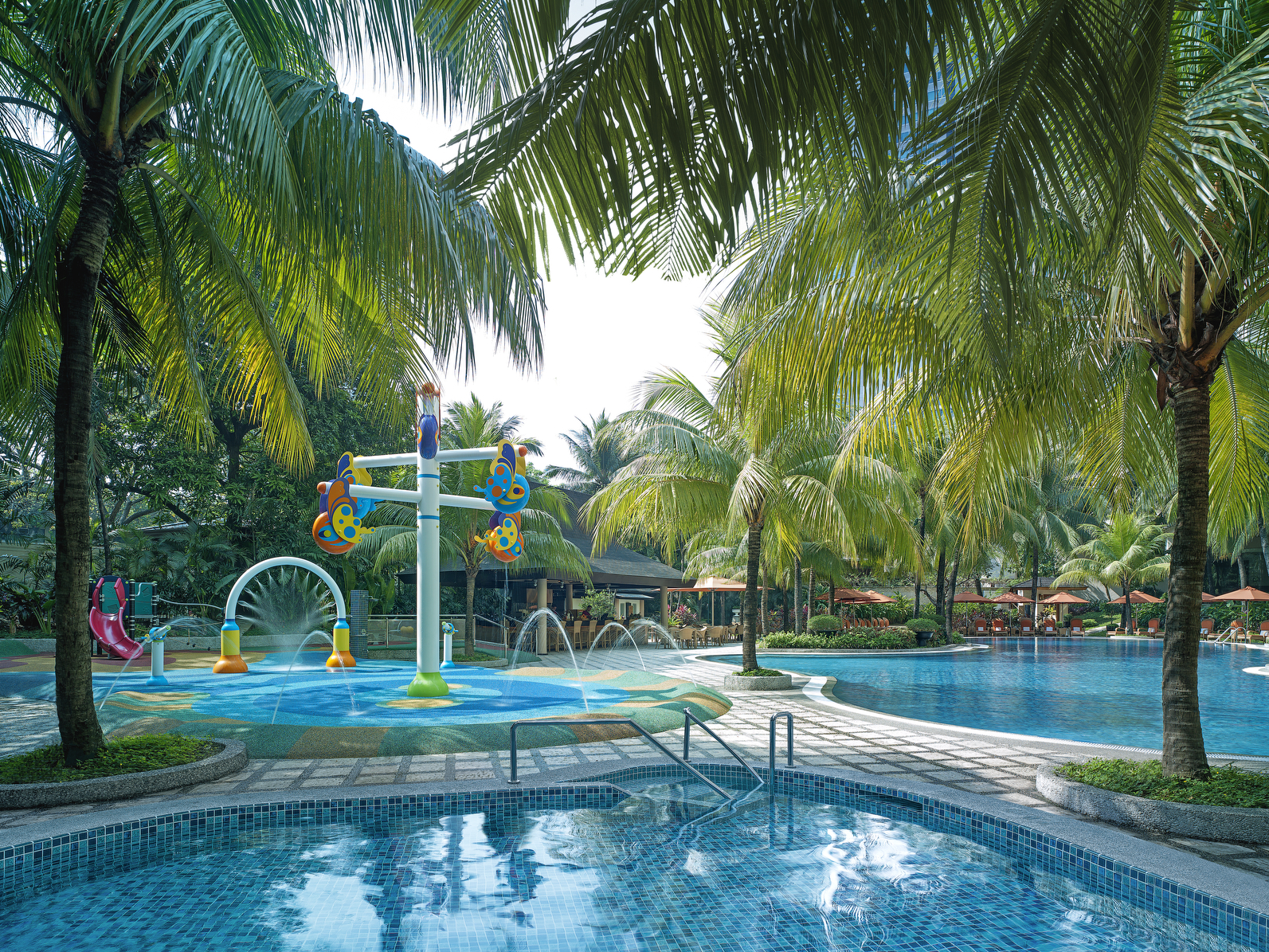 Edsa-Shangri-La-Manila-Poolside-Aqua-Play.jpg