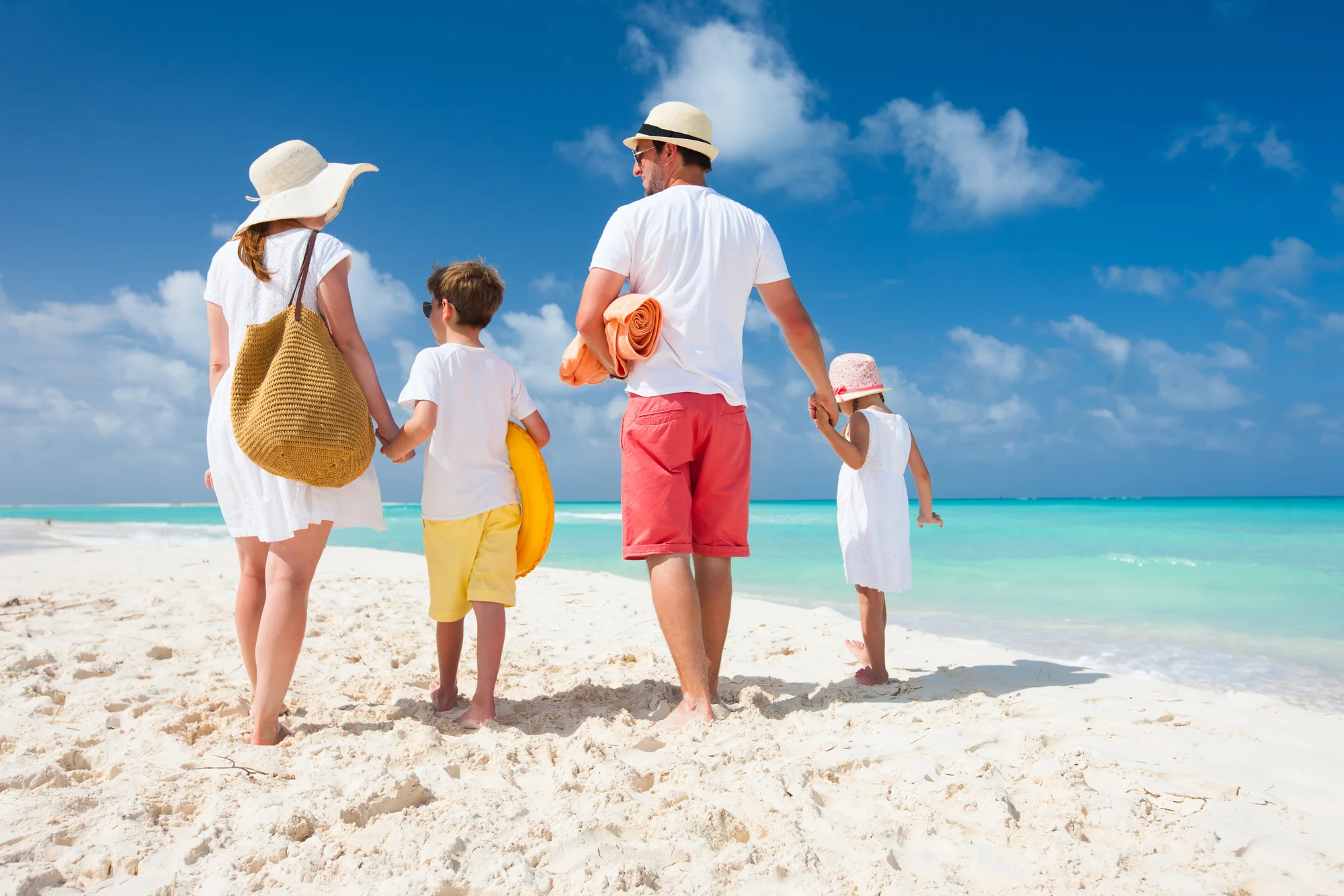 smart-family-travel-adventures.jpg
