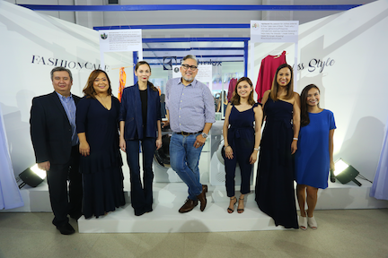 Electrolux representatives and FashionCare Ambassadors