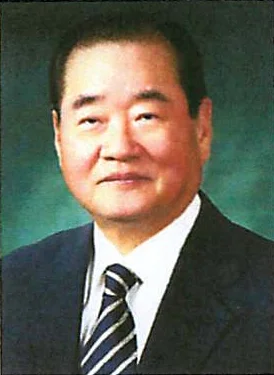 Jong Chan Lee.jpg