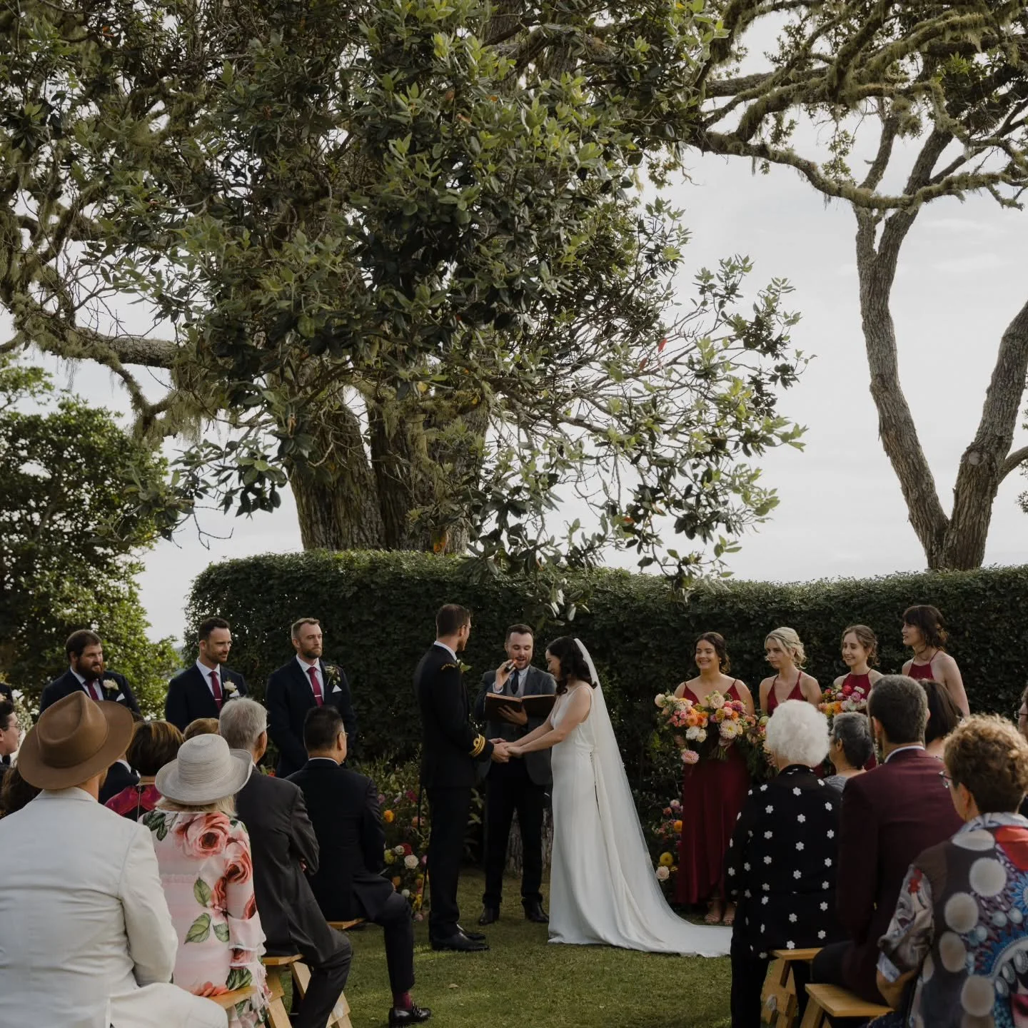 Happy Anniversary Chris and Jess!

If there are two things I love in a wedding, its a long Easter weekend ceremony in a beautiful location like Russell, and a couple that insists of having our meetings over burgers, and you two made me the happiest c