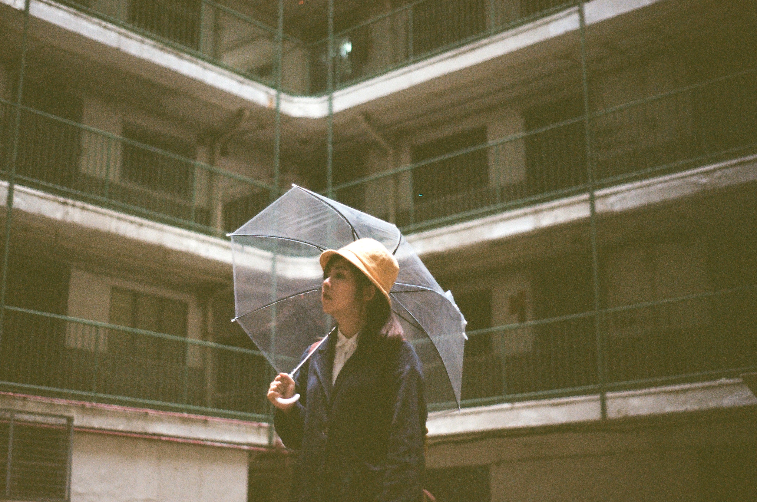 19760027_1.jpg
