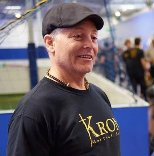 Robin Price Specializations Un-armed Combat Ringen Modern Self-Defense Grappling Modern Knife Tomahawk & Bowie Broadsword & Targe A retired sheriff, Robin has spent a lifetime studying and excelling in many different martial arts. He is also an instructor in Krav Maga, Bujinkan Ninjutsu, and trains police in baton submission technique. Robin was inducted into the Martial Arts Master’s Hall of Fame and is a former US National Savate champion. In the last few Years Robin and Morgan Ferry have been developing a new self-defense system based on both Celtic and Native American martial arts.