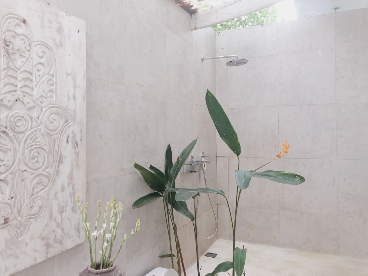 Ilse-Bos-Yoga-Retreat-Accomodation-Trinity-Garden-Ubud