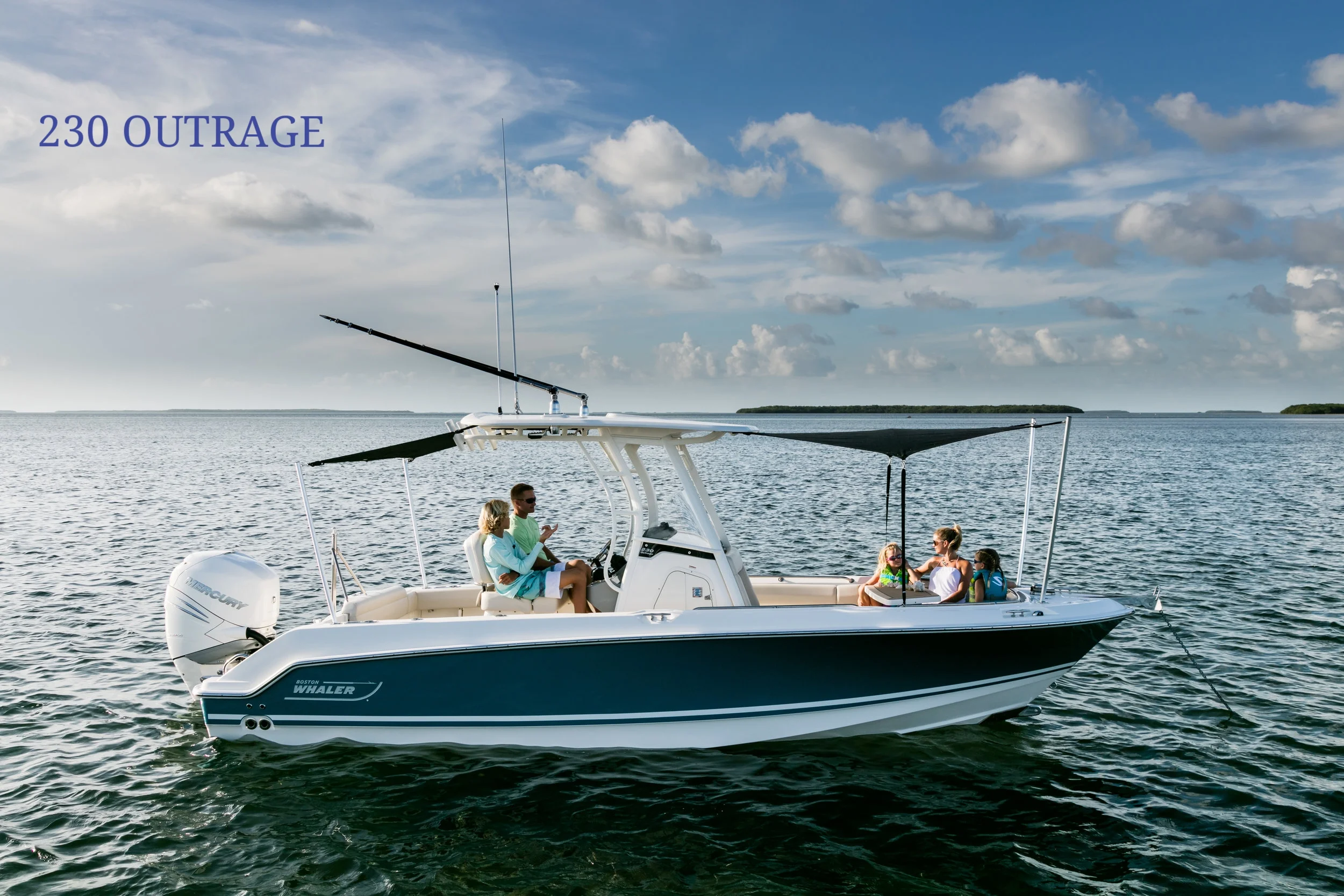 Boston-Whaler-230-Outrage-Gallery-1.jpg