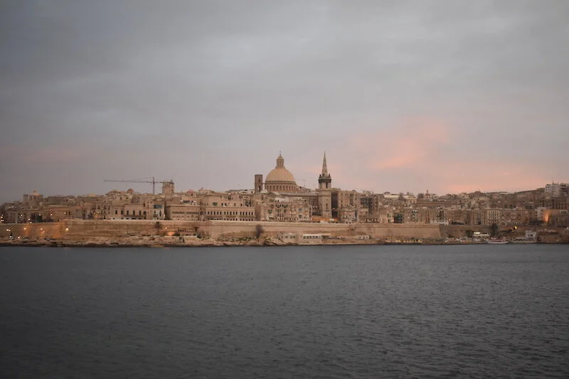 Tigne Point Beach Guide – Sliema’s Best Sunset Spot [2024]