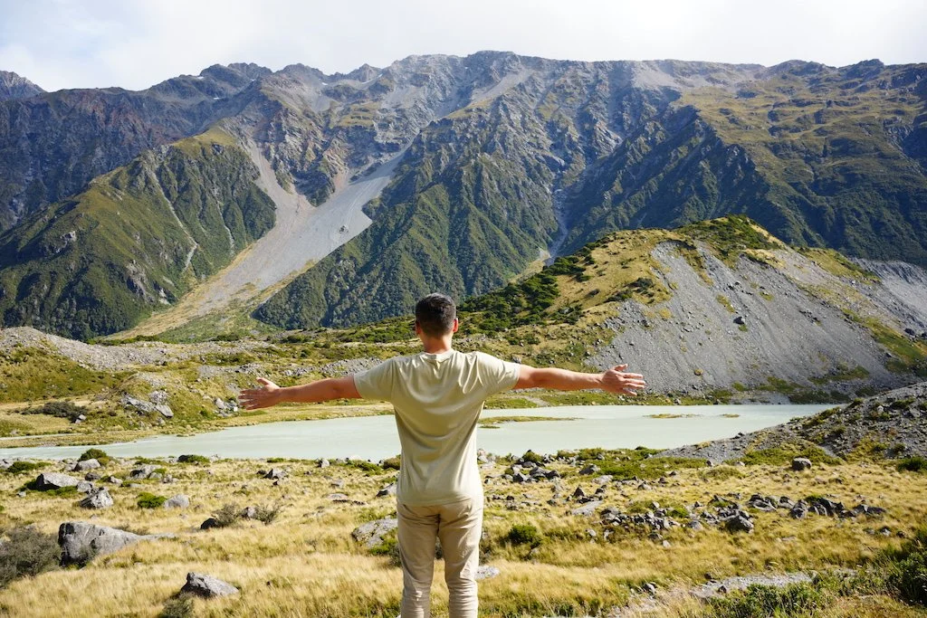 Christchurch to Queenstown: Drive vs Tour vs Flight (What’s Actually Worth It?)