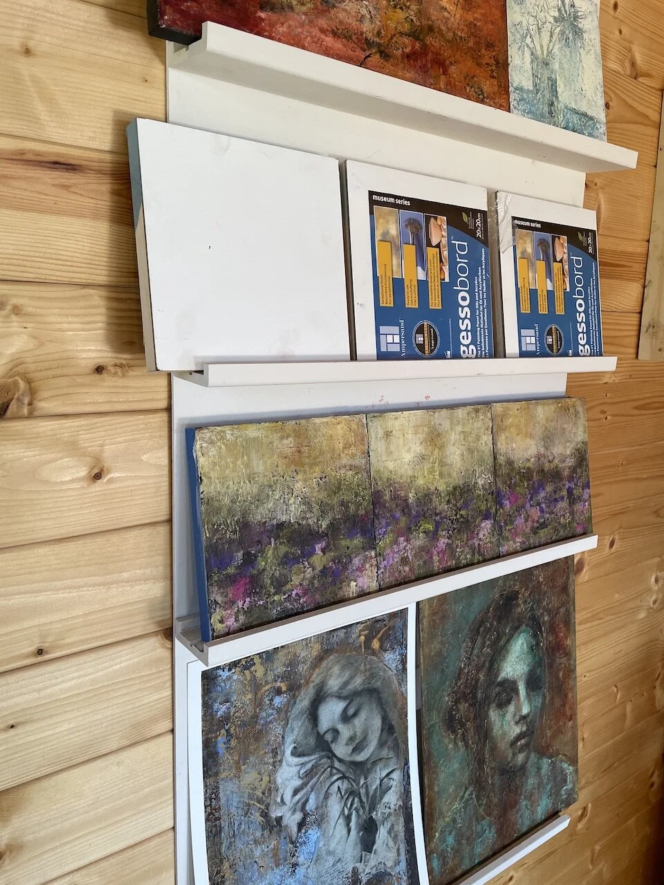 How to store your paintings while they are wet