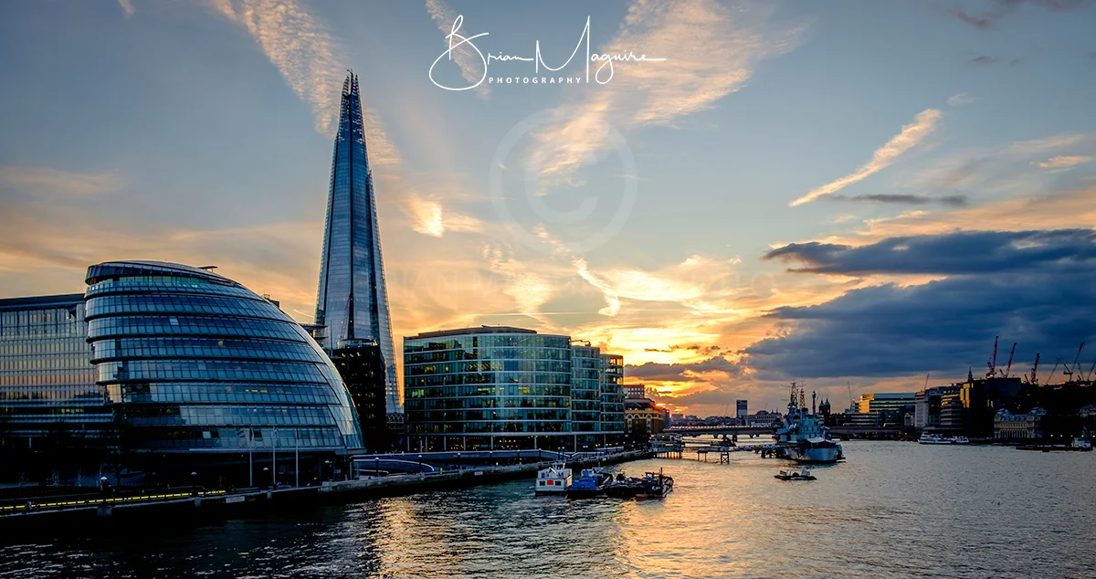 LON0009 "View from the Bridge - Golden Hour"