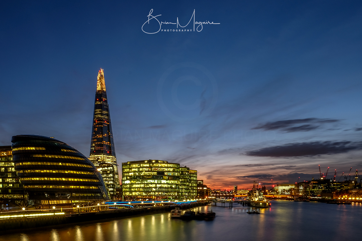 LON0010 "View from the Bridge - Blue Hour"