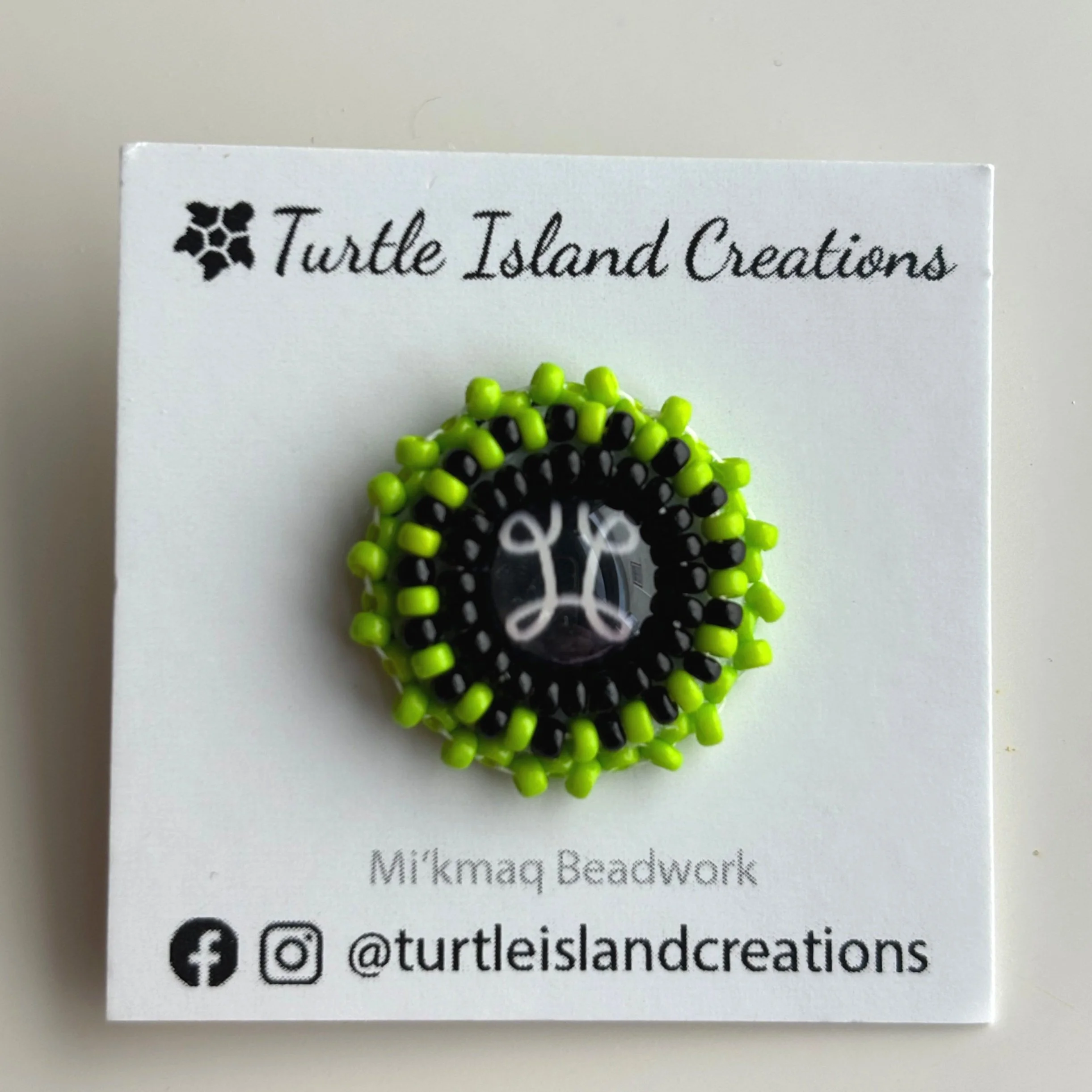 Mini Pin - L'nu Symbol Black-2