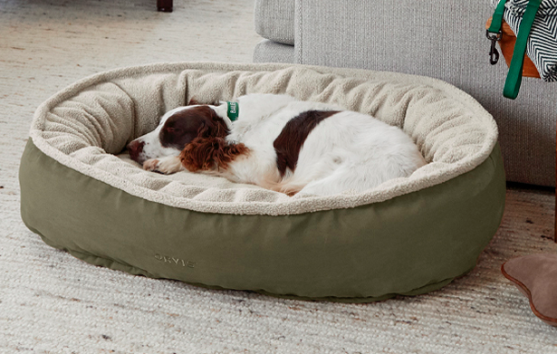 Orvis ComfortFill-Eco Wraparound Dog Bed with Fleece