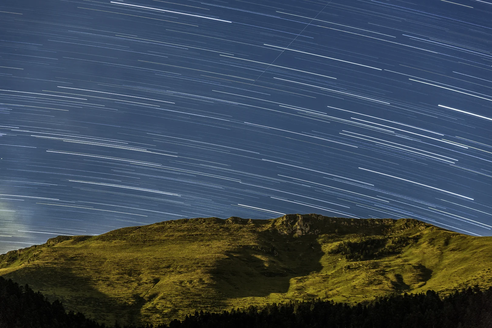 20150811StarStaX_2015080220150802_J6A7639-2015080220150802_J6A7648_remplissage_de_vide.jpg