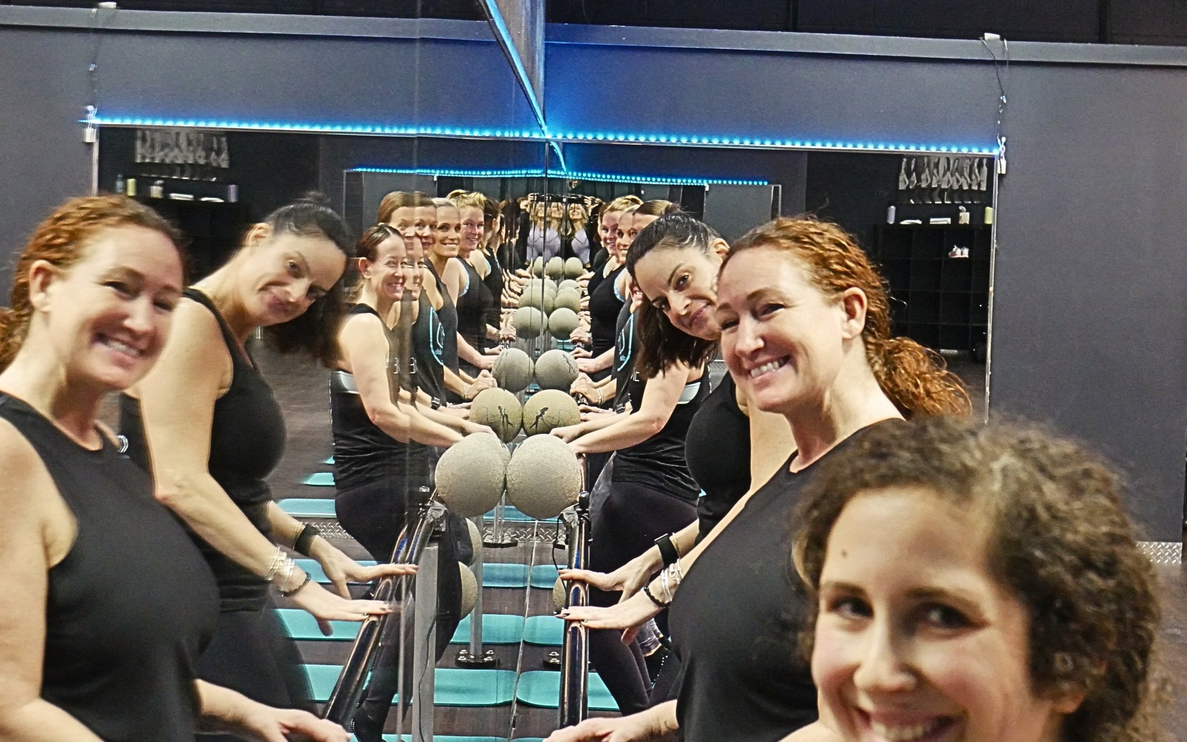 smiles+at+the+barre.jpg