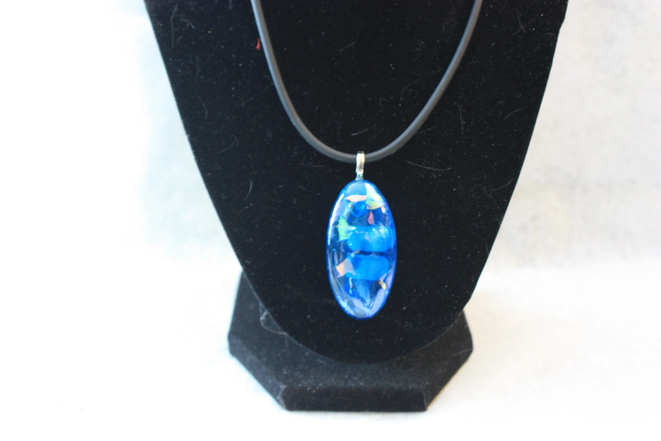 Blue Oval Dichroic Pendent