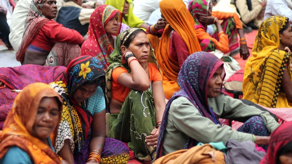 March 2015 — Thousands from rural India marched to Delhi to protest a proposed amendment to the 2013 Land Acquisition Act. By removing a crucial consent clause, the amendment intended to further facilitate the acquisition of land for mega-projects and SEZs. Image: Al Jazeera