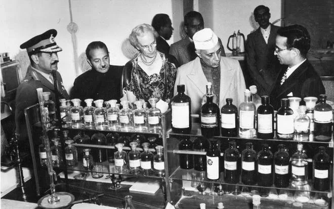 Jawaharlal Nehru at a laboratory in the Central Drug Research Institute, Lucknow. Nehru had become a staunch advocate of scientific rationality and its importance to independence, becoming the first non-scientist president of the Indian Science Congress. Source: The Hindu Photo Archives