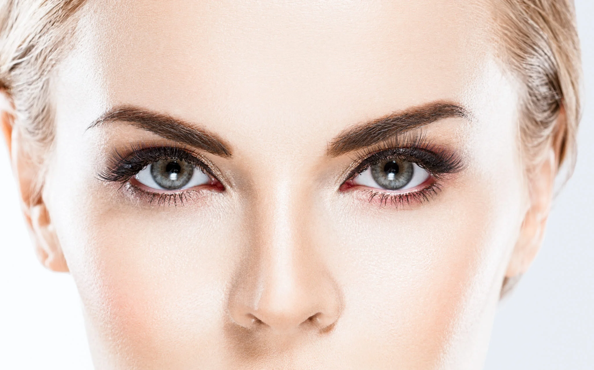 andreas-lashesandbrows.jpg