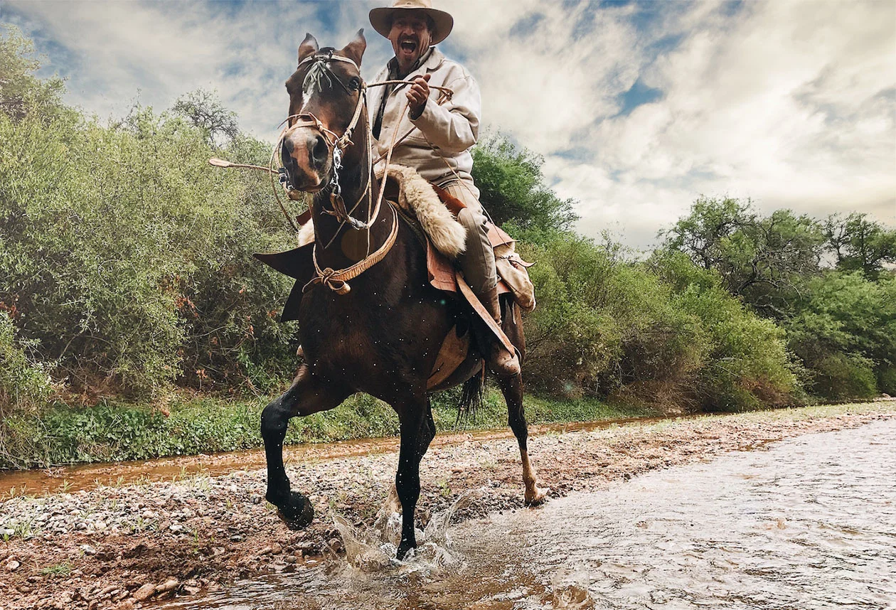 martin_river_horseback_wb.jpg