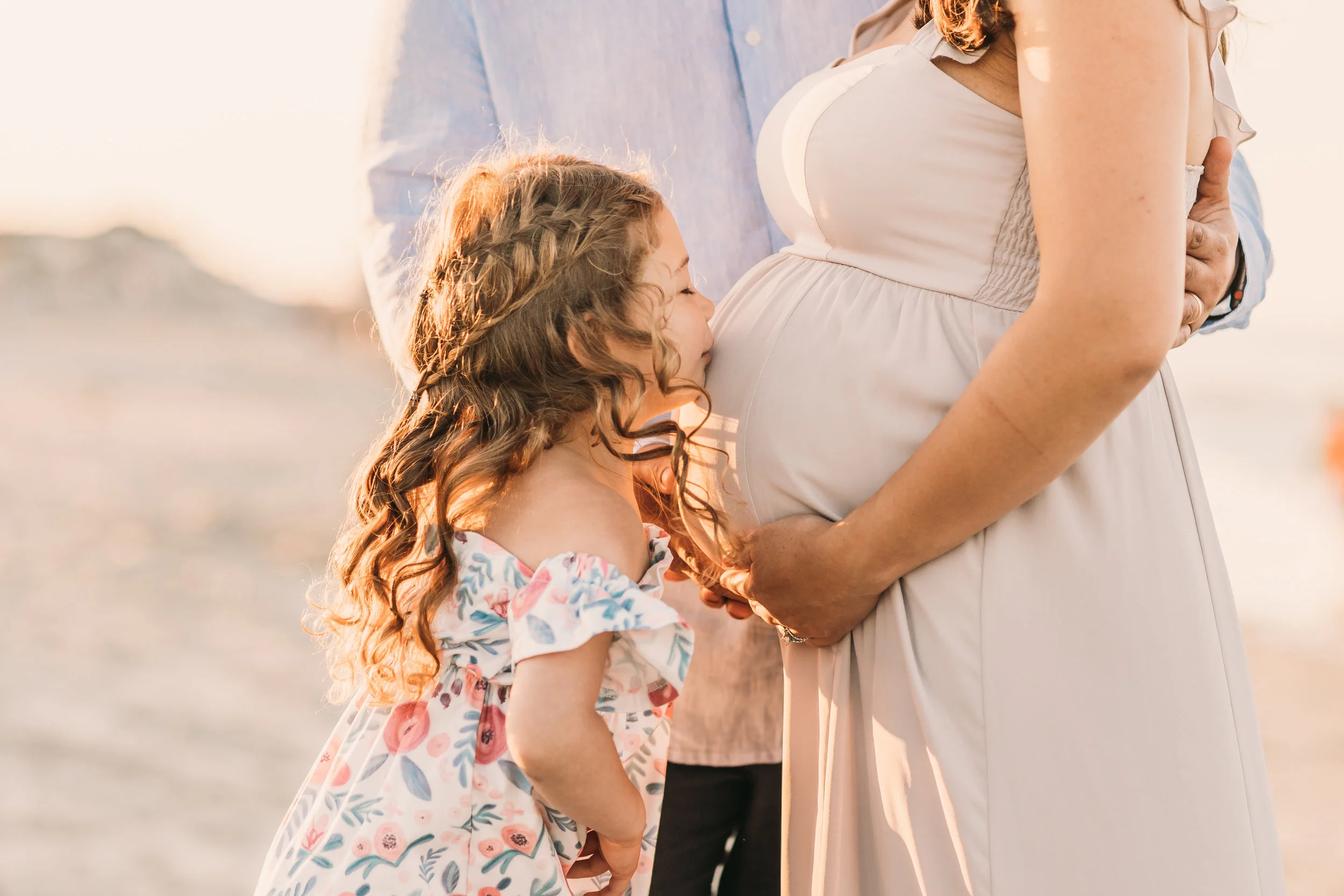 Family and Maternity Session in Scituate, Massachusetts 