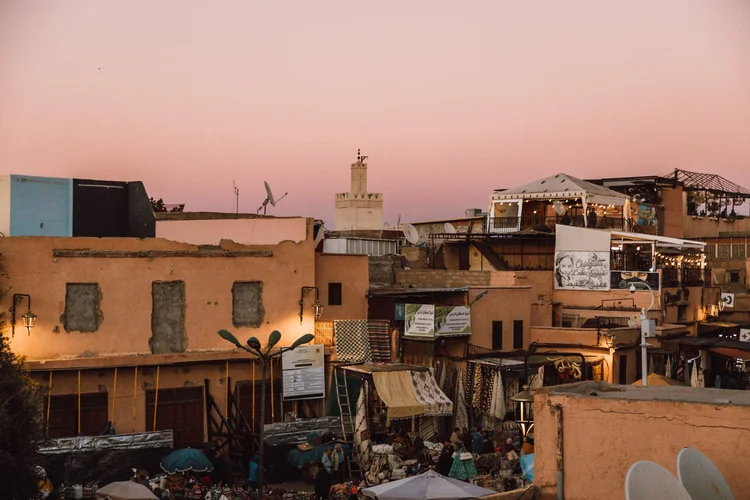 A Travel Guide to The Enchanting Red City of Marrakech — Finding Our ...