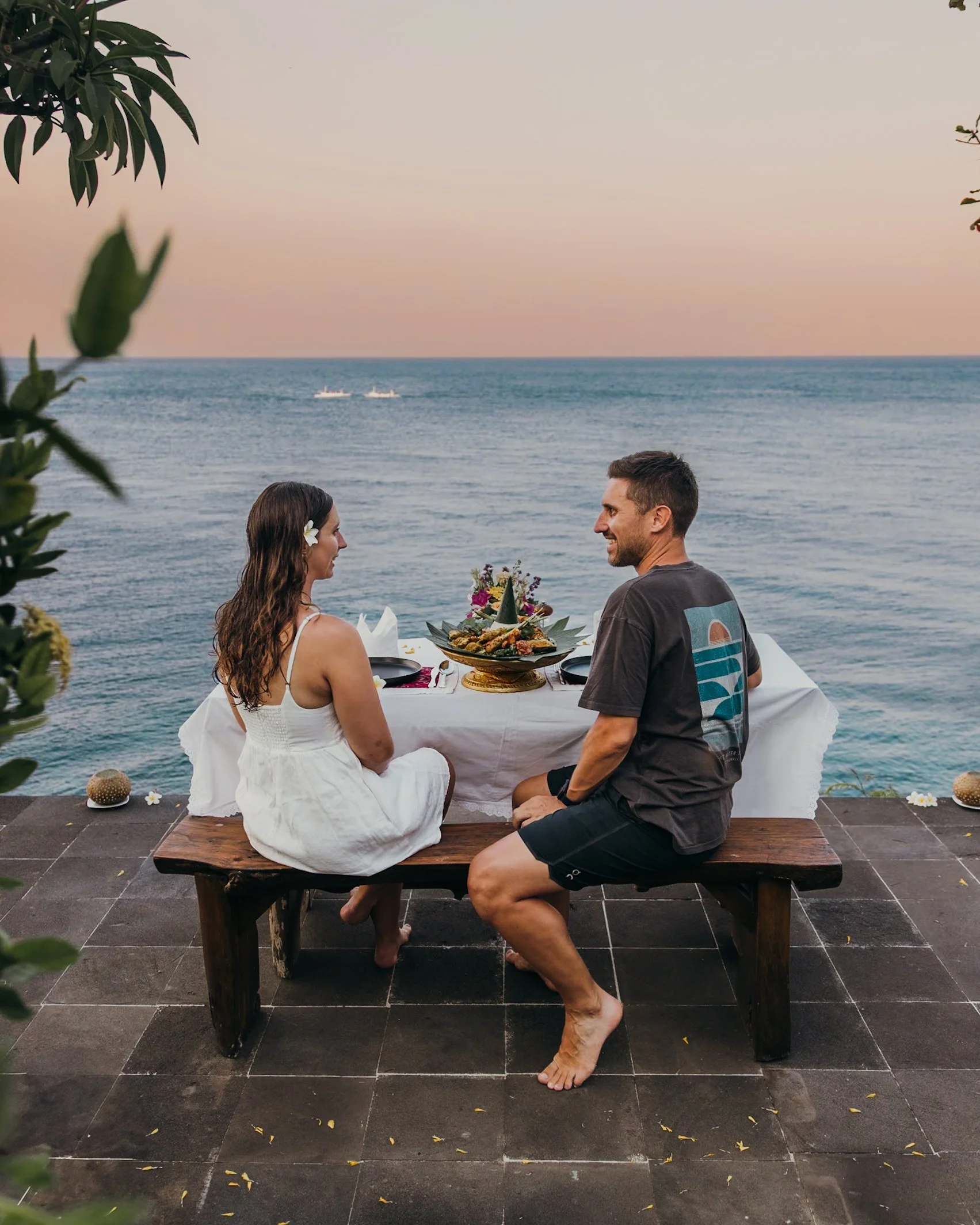 amed couples dinner ocean view