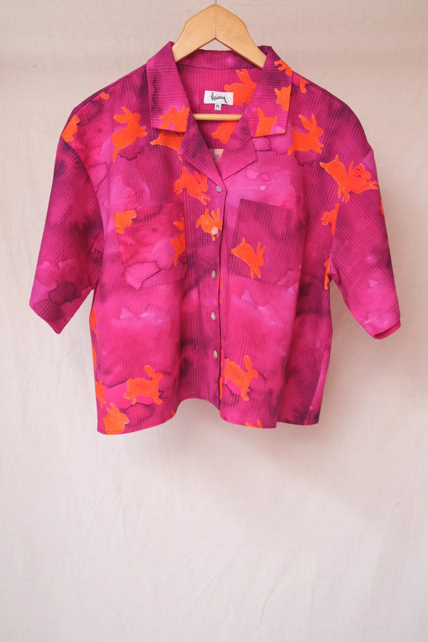 DIEGO shirt in the purple red bunnies print - M
