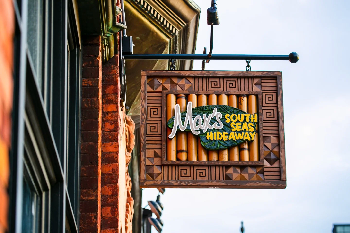 maxs-grand-opening-00041.jpg