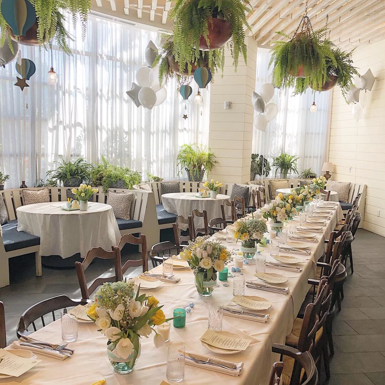 Baby shower, Los Angeles