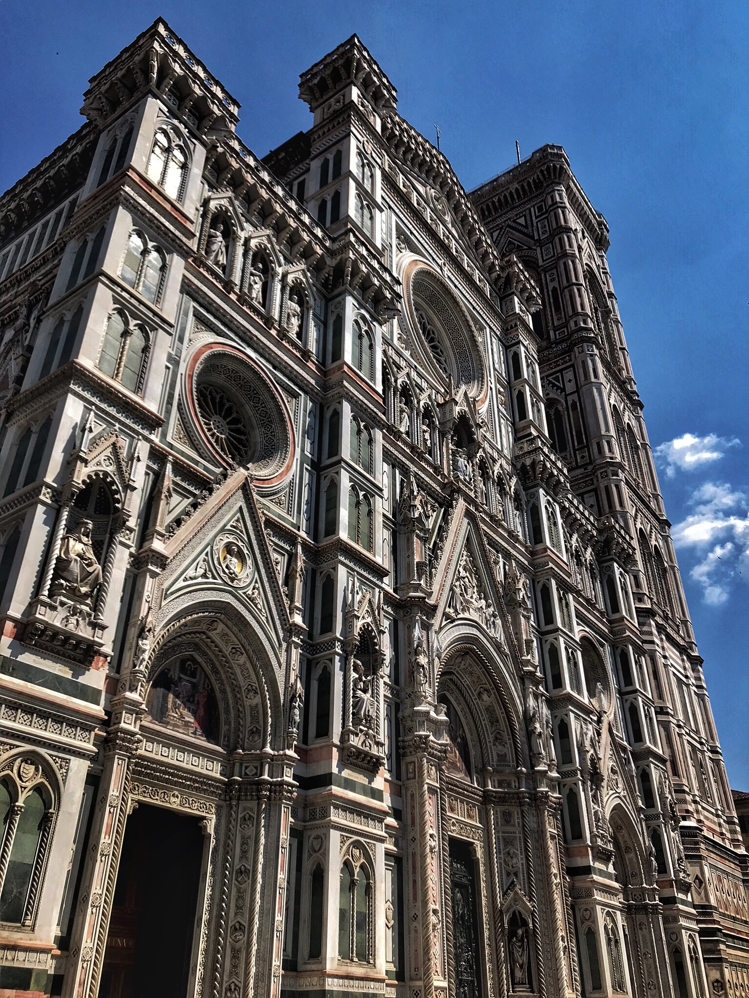 The Cattedrale di Santa Maria del Fiore was impossible to get in, but amazing to see from outside. 
