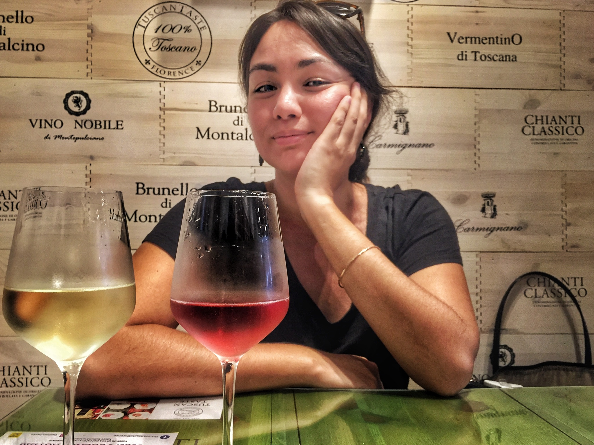 Naomi couldn't decide between sparkling rosé and sparkling white (she went with the white). 