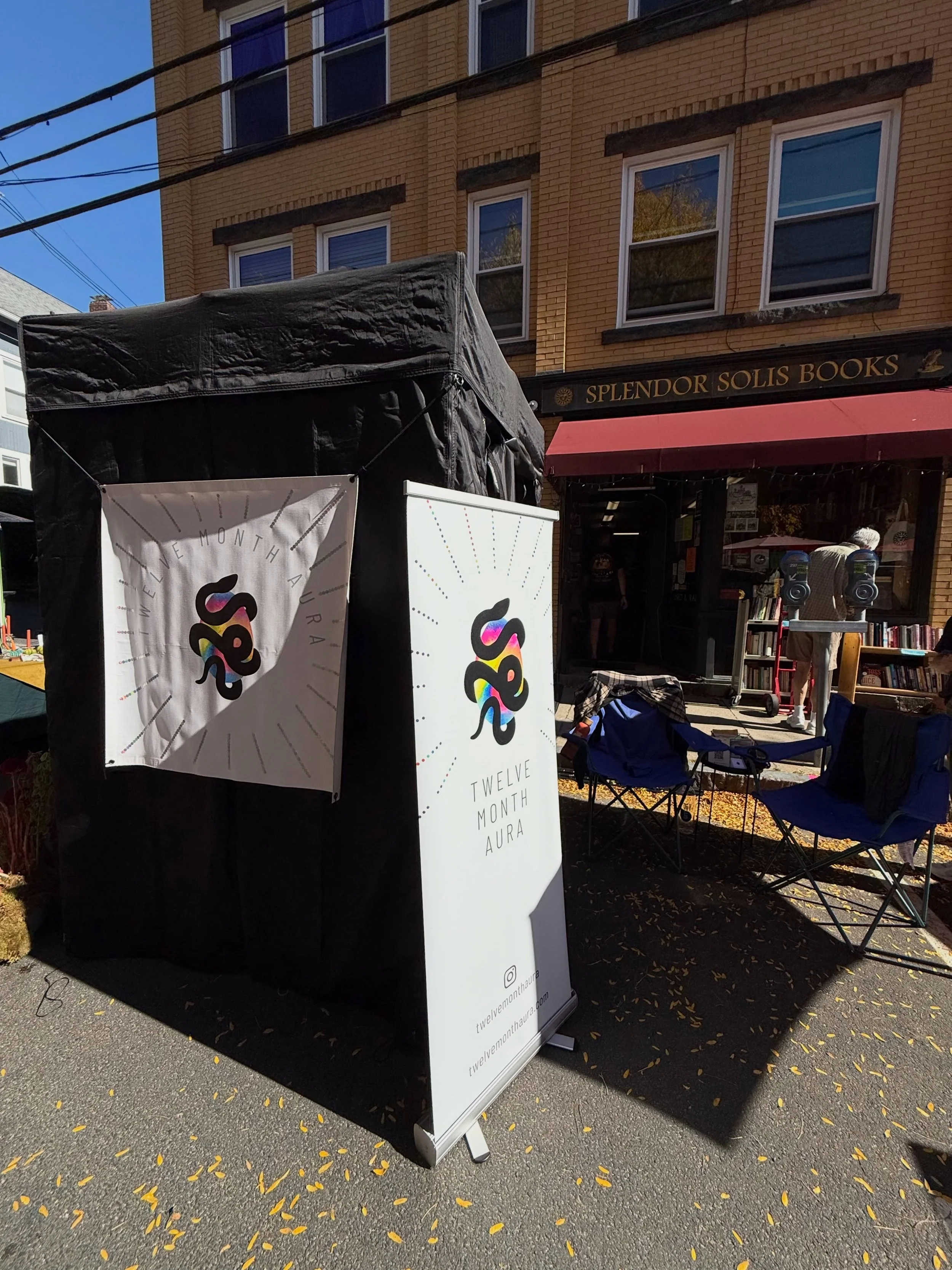 ✨So excited to be in Northampton at the @marketstmarketnoho! We&rsquo;re here til 6. You&rsquo;ll find us parked right in front of our friends at @splendor_solis_booksellers! 📷🌈✨
#aura #twelvemonthaura #auraphotography #marketstreetmarketnoho #nort