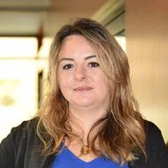 Nicole Geneau.jpg