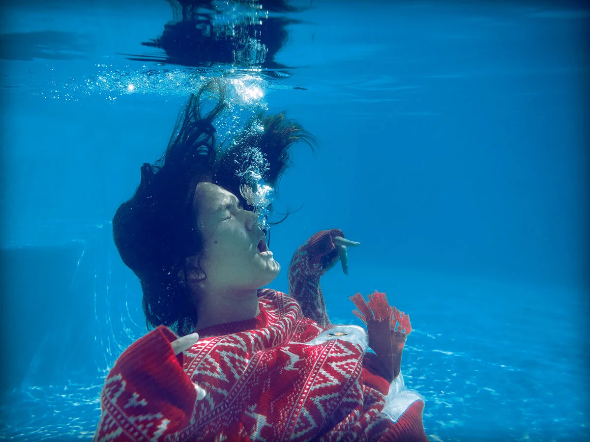 Should Be Happy On Christmas_002.jpg