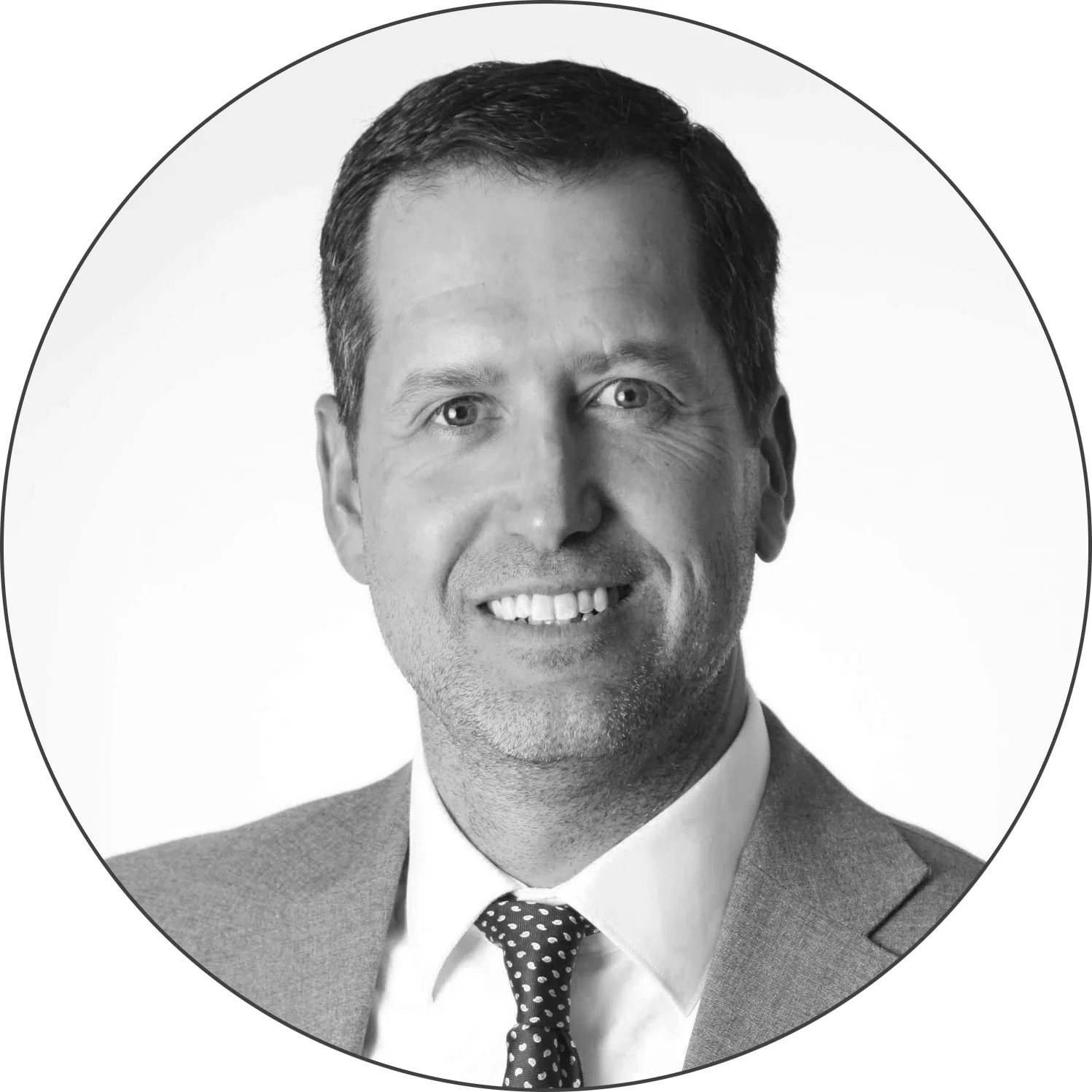 Worley Headshot June 2016 - Small-bw-circle-border.jpg