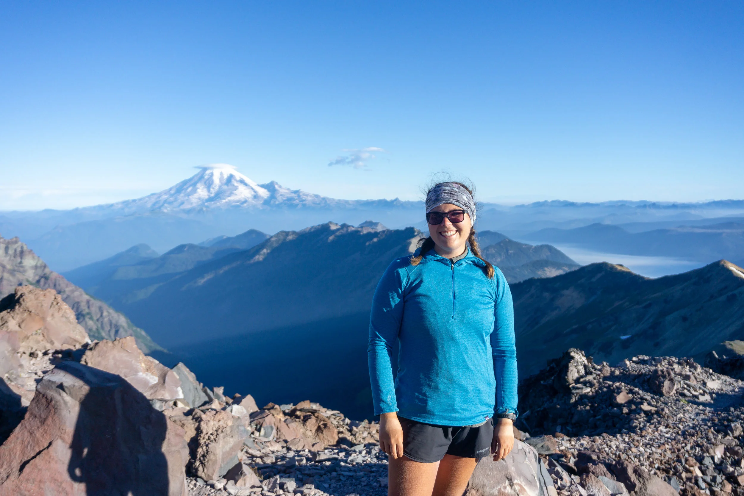 Long Sleeve Thermal Hoodie over my SS shirt + Buff over the ears was the perfect amount of warmth for cooler, sunny Washington mornings