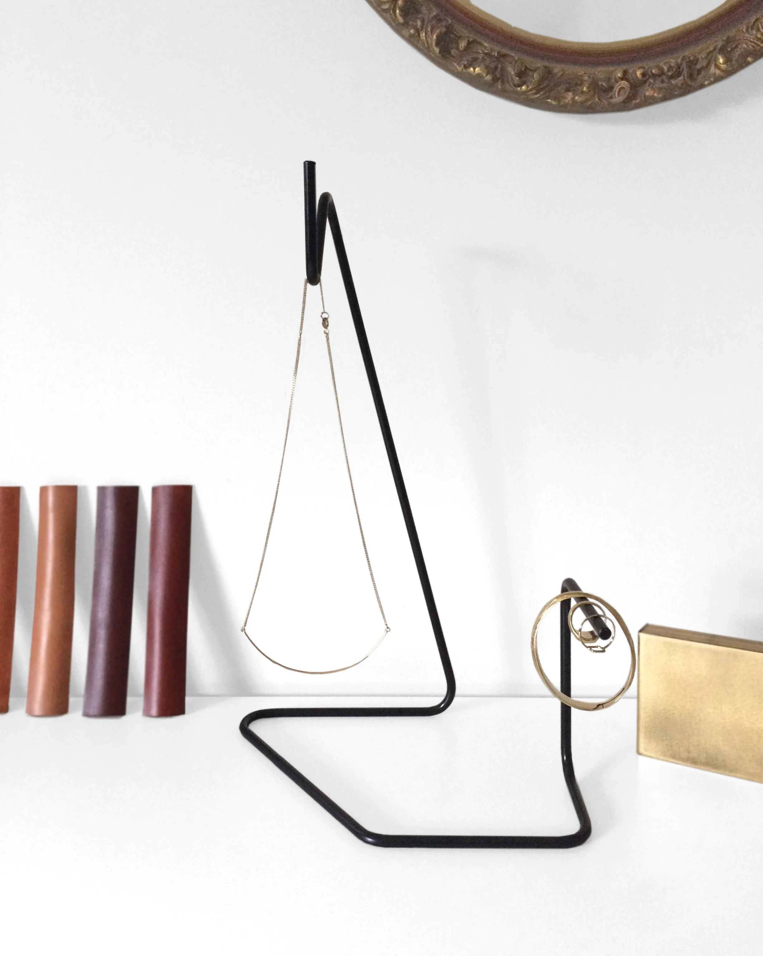 BEND Jewelry Stand