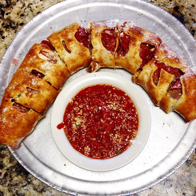 It's gameday!! 🏈🏈 How about a double pepperoni large Stromboli to feed your hunger during the games #brooklynjoespizza #foodoftheday #foodstagram #italian #pepporoni #stromboli #eatme #foodie #football #wedeliver