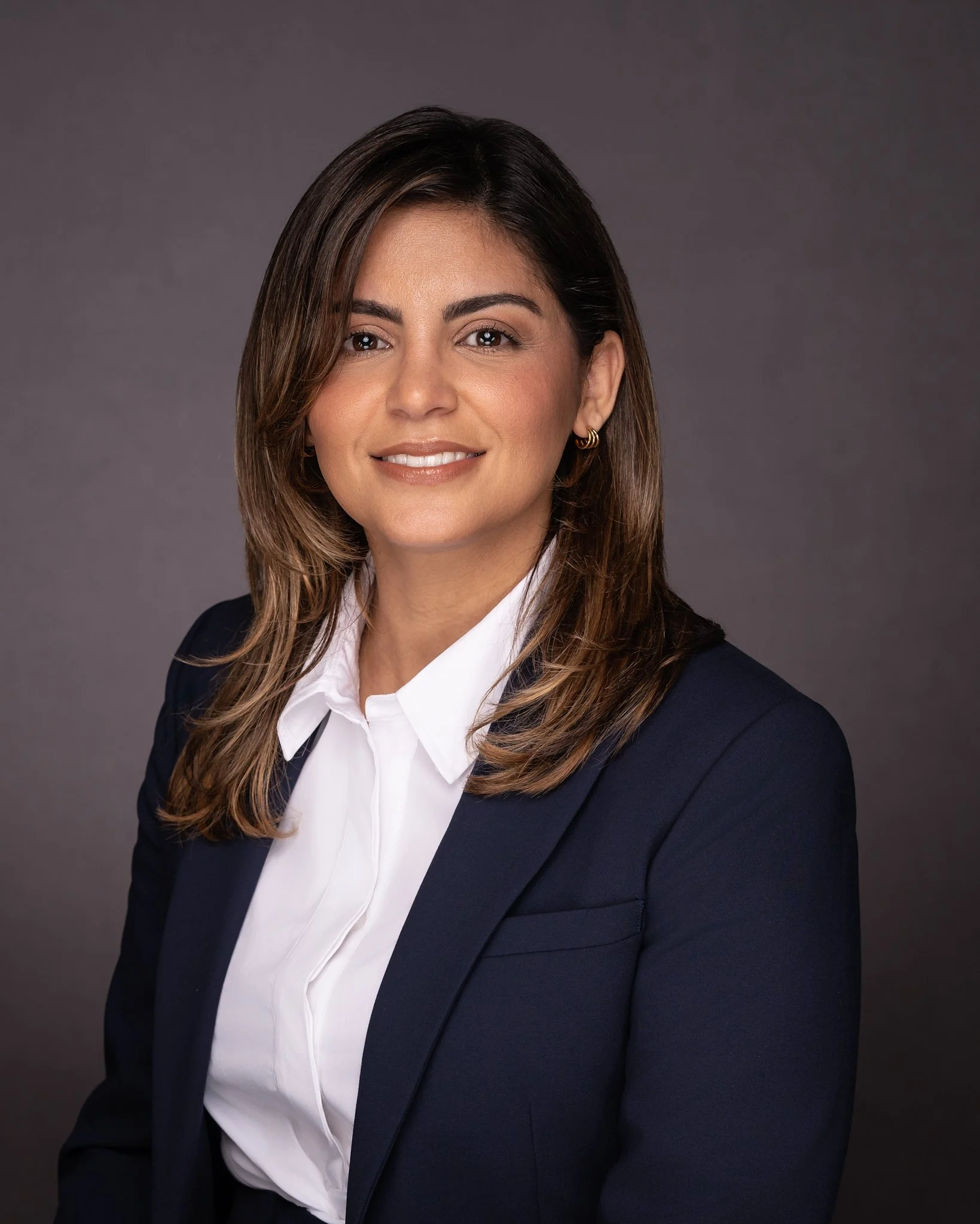  Professional headshot 