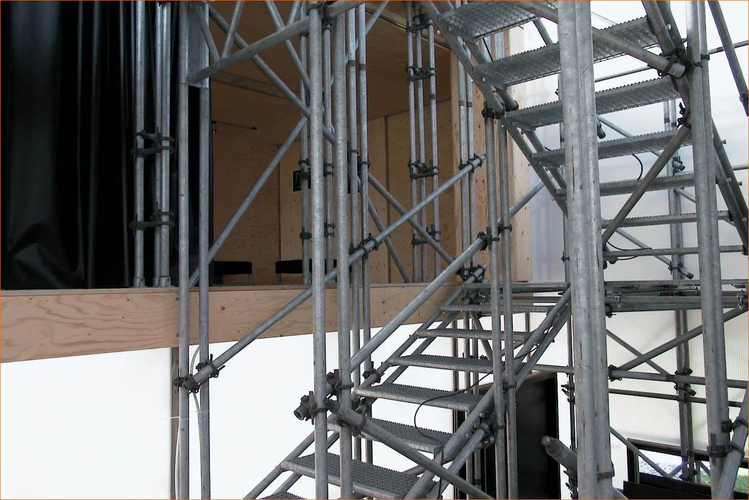Scaffold_Staircase.jpg