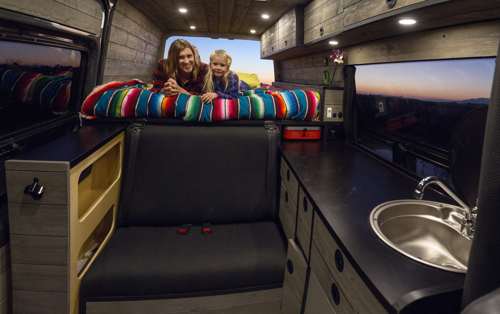 The side slide-out storage gives you another counter-top surface to work with when the doors are all closed up. 