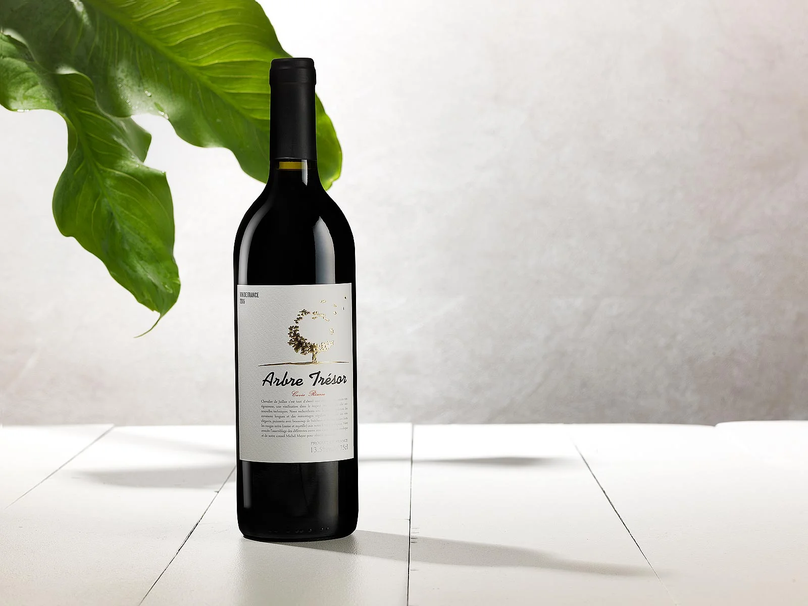 Studio Wine Bottle Photography for label supplier UPM Raflatac 