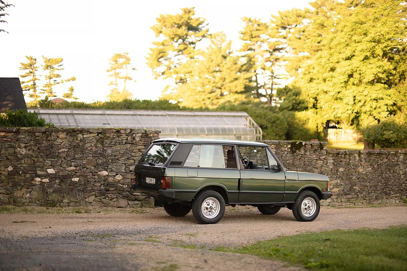 1993-Range_Rover_Classic-200Tdi-Exterior (12).jpg