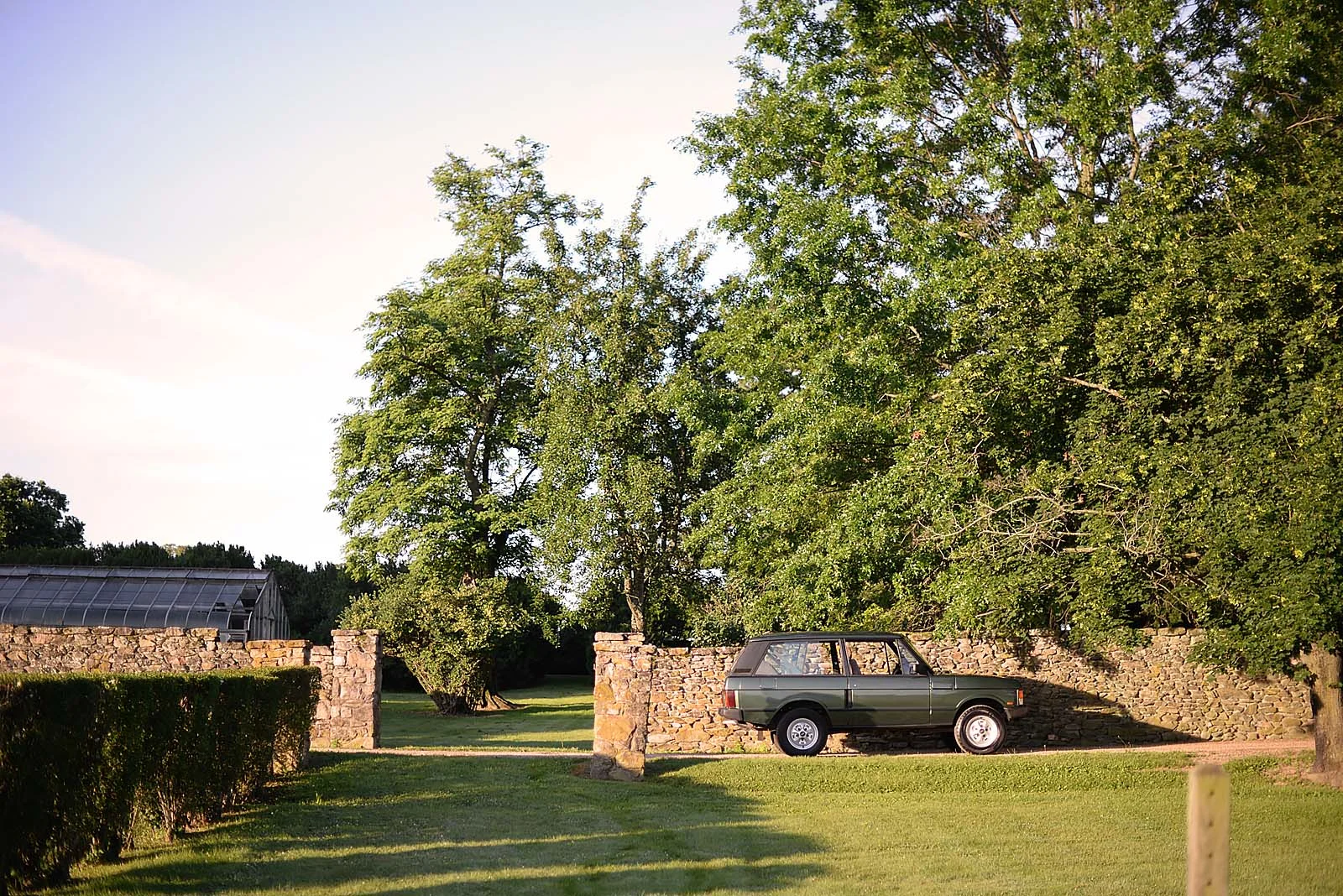 1993-Range_Rover_Classic-200Tdi-Exterior (22).jpg