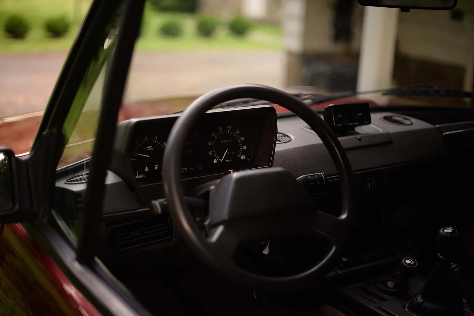 1992-Land-Rover_Range_Rover-Interior (1).jpg