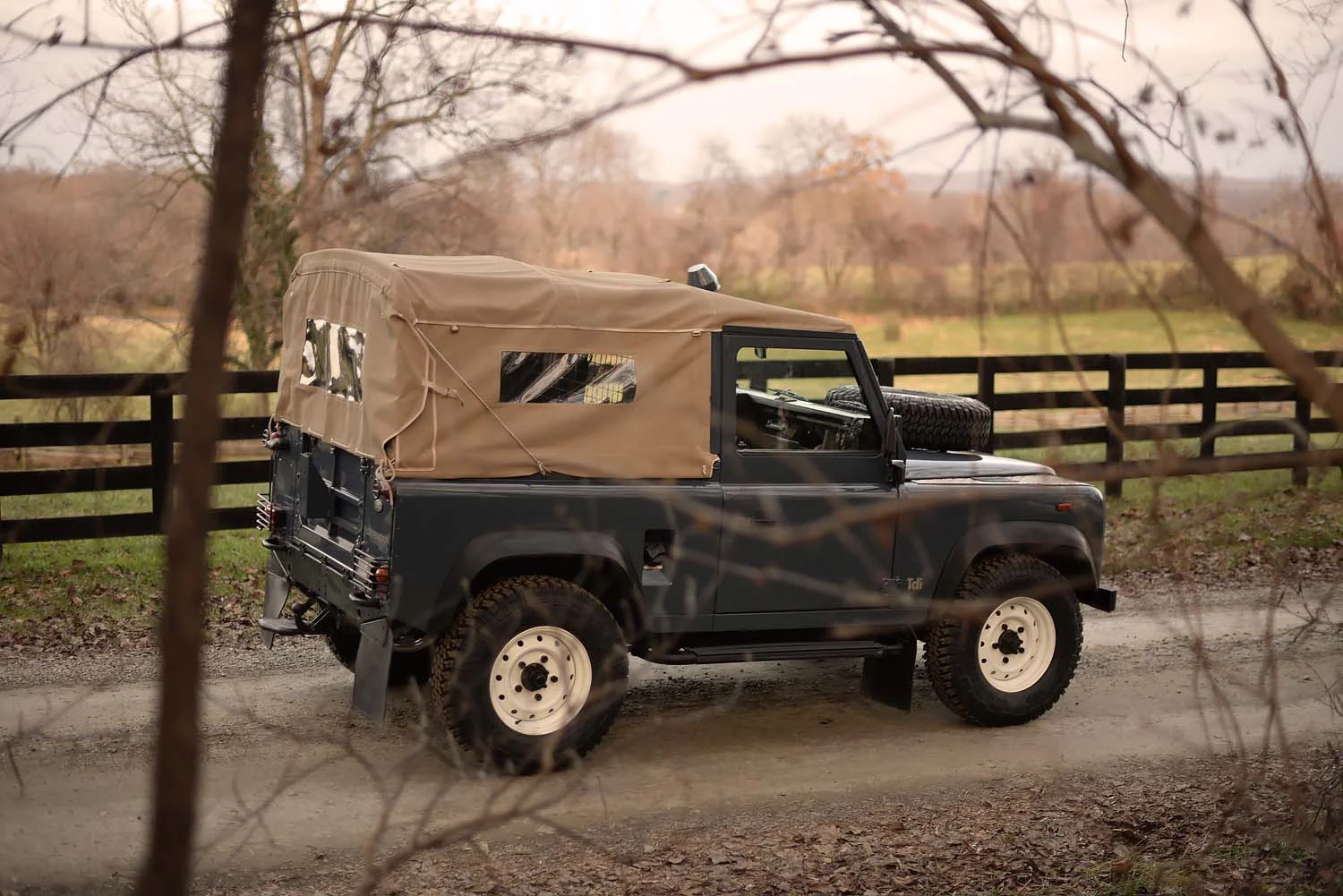 1991 Land Rover Defender 90 - Commonwealth Classics